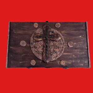 SUEÑOS de Saundra Upcycled, Wooden Cigar Box, ARTFUL STORAGE